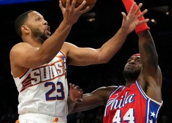 Clippers roll over Blazers 116-103