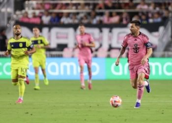 Messi and Suarez fire Miami into Concacaf quarters