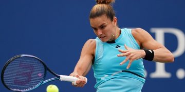 Sakkari, Zverev march on in Miami
