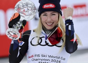 Shiffrin closes World Cup season with win