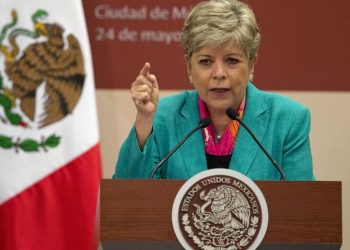 Mexico reaches agreement with Venezuela to deport migrants