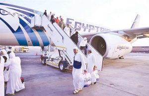 EgyptAir transports 140,000 pilgrims during Ramadan Umrah season 8 - Egyptian Gazette