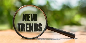 Red pins at Oscars; Messi; Mo Salah