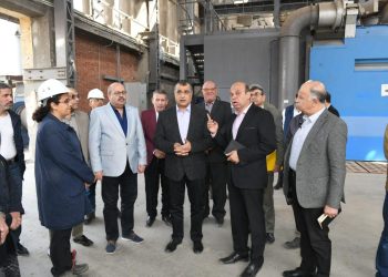 Military Production min. inspects ministry-affiliated companies in Helwan