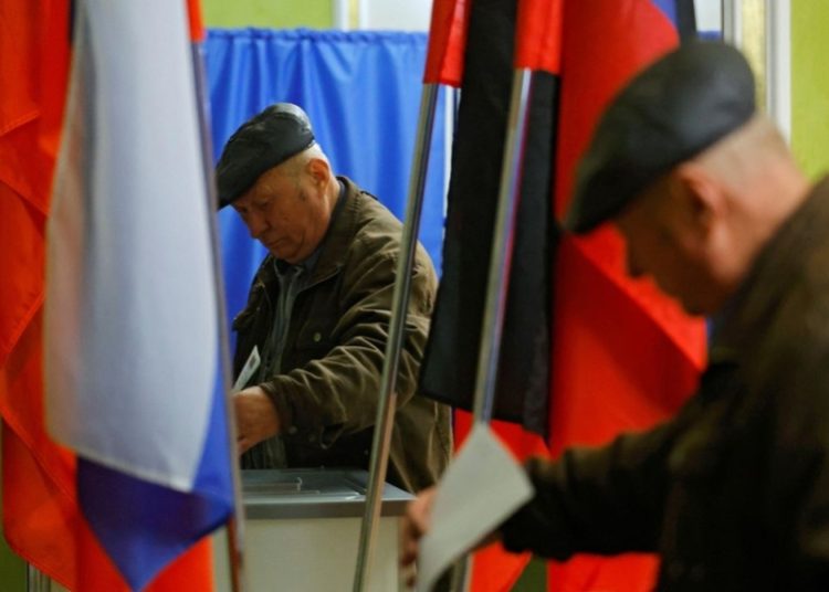 Ukraine strikes Russian city and refinery on day two of presidential vote 1 - Egyptian Gazette