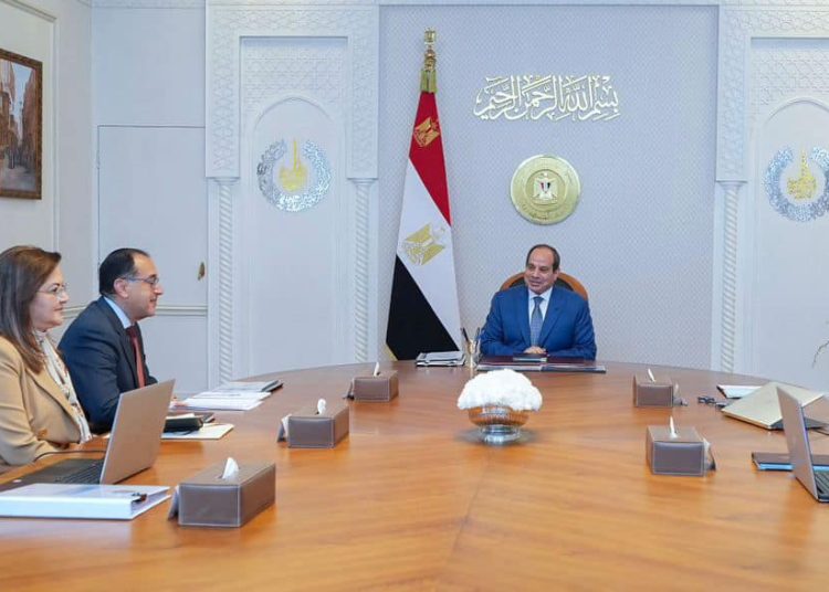 Sisi reviews overall indicators of national economy 2 - Egyptian Gazette Sisi reviews overall indicators of national economy 1 - Egyptian Gazette