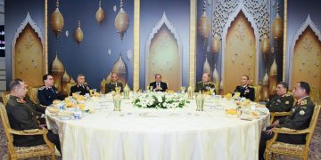 Sisi attends Suhour banquet hosted by Armed Forces