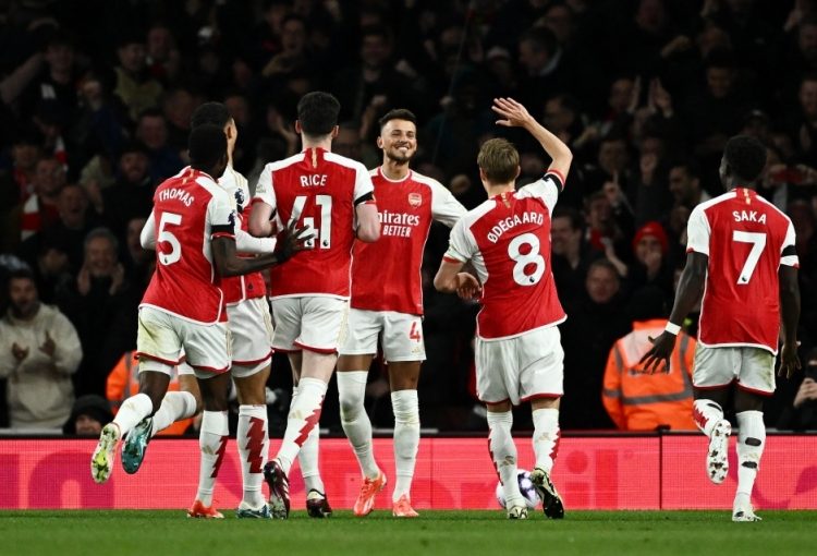 Arsenal hammer Chelsea 5-0 to move three points clear at the top 2 - Egyptian Gazette Arsenal hammer Chelsea 5-0 to move three points clear at the top 1 - Egyptian Gazette