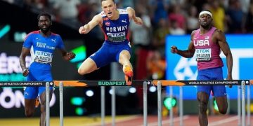 Warholm says no guarantees of world record in Paris