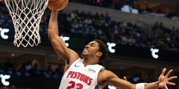 Lakers stun Grizzlies 123-120