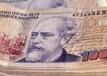 Argentina central bank cuts interest rate to 60%