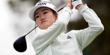 Kim leads Eagle golf Championship
