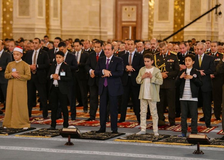 President Sisi performs Eid al-Fitr prayer at Grand Mosque 1 - Egyptian Gazette