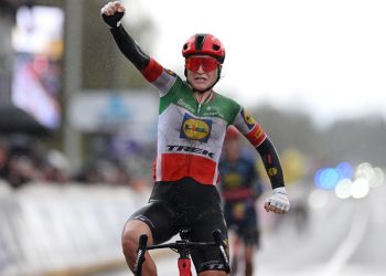 Poel grabs 3rd Tour of Flanders