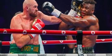 Fury urges Joshua to keep winning