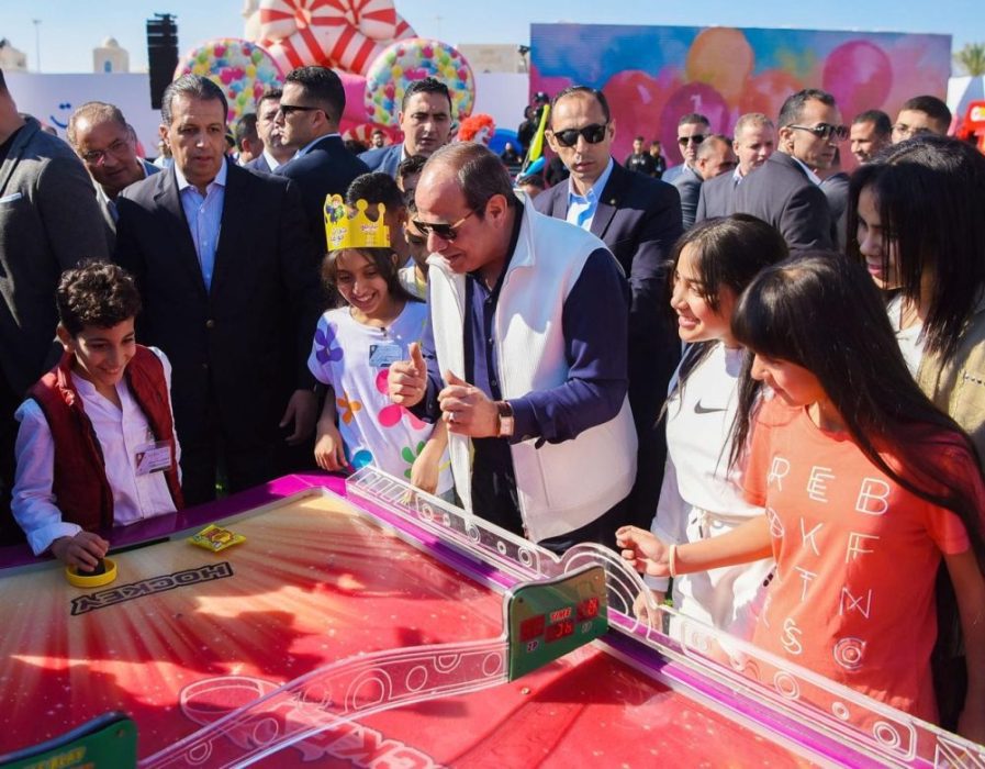 Sisi attends Eid celebrations with families of martyrs 9 - Egyptian Gazette