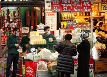 World food prices rebound from three-year low, says UN agency