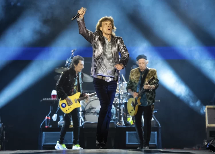 The Rolling Stones show no signs of slowing down as they begin their latest tour with Texas show 1 - Egyptian Gazette