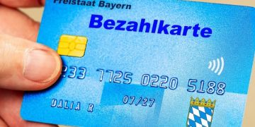 German parl’t approves payment cards for asylum-seekers