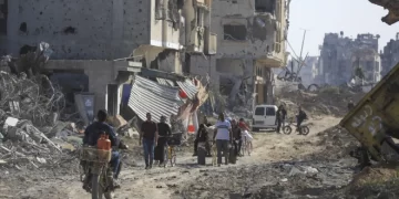 Palestinians returning to Khan Younis after Israeli withdrawal find an unrecognisable city