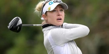 Zhang takes Founders Cup lead