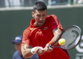 Djokovic loses Geneva semi-final