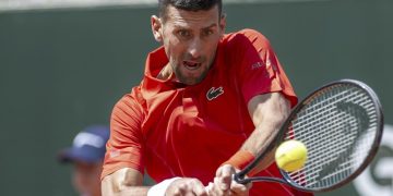 Djokovic loses Geneva semi-final