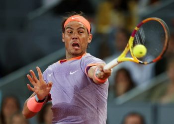 Nadal scores winning Rome return