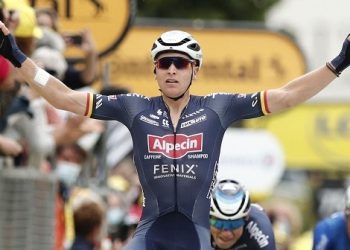Merlier grabs Giro d’Italia stage 3