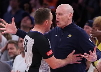 Carlisle fined $35,000 by NBA for criticizing referees
