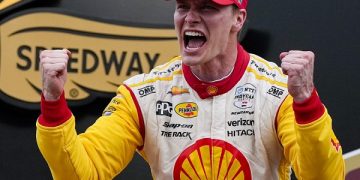 Newgarden salvages season with Indy win