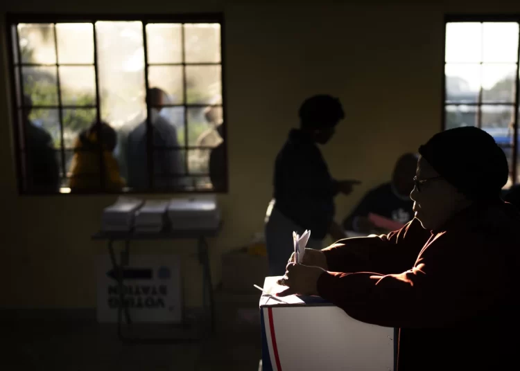 South Africans begin voting in an election seen as their country’s most important in 30 years 1 - Egyptian Gazette