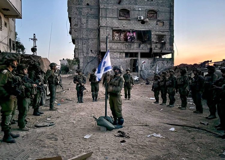 Israeli soldier injured in stabbing operation in northern WB 2 - Egyptian Gazette Israeli soldier injured in stabbing operation in northern WB 1 - Egyptian Gazette