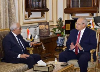 Education min., Cairo University president discuss tech education collaboration