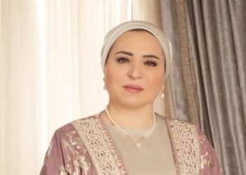 Egypt’s first lady greets workers on Labour Day