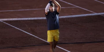 Carlos Alcaraz and Alexander Zverev will meet in the French Open men’s final