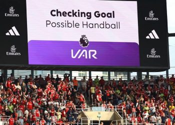 Premier League clubs vote to keep VAR