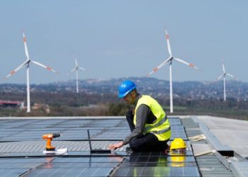 Global spending on clean energy technologies on track to hit dlrs 2 trillion: IEA