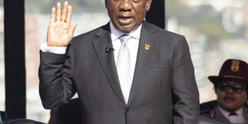 Ramaphosa is sworn in for 2nd term as S. Africa’s president