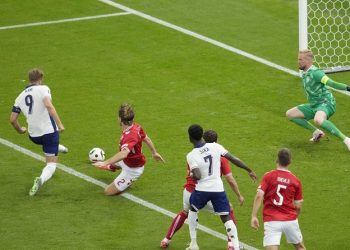 Euro 2024: England held by Denmark