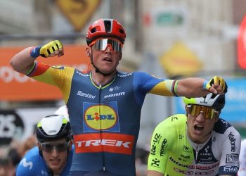 Pedersen snatches Dauphine sprint