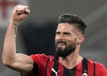 AS Roma spoils Giroud farewell in Perth