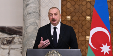 Azerbaijani president asserts importance of boosting ties with Egypt