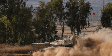 Israeli tanks advance into areas in north and south Gaza, fighting rages