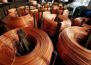 Copper falls to two-month low on rising inventory