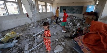 Israel bombs Gaza as minister poised to quit government 1 - Egyptian Gazette Israel bombs Gaza as minister poised to quit government