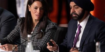 New World Bank $700 million support to help Egypt achieve more sustainable, diversified & resilient growth