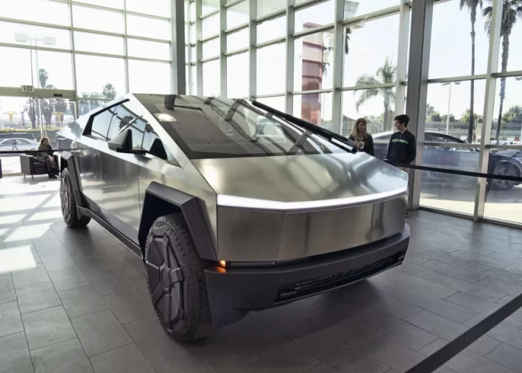 For Tesla’s futuristic new Cybertruck, a fourth recall 1 - Egyptian Gazette