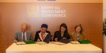 Egypt, EIB sign two agreements worth dlrs 621 mn to develop sustainable green industries