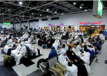 EgyptAir to operate 24 flights to bring pilgrims home Monday